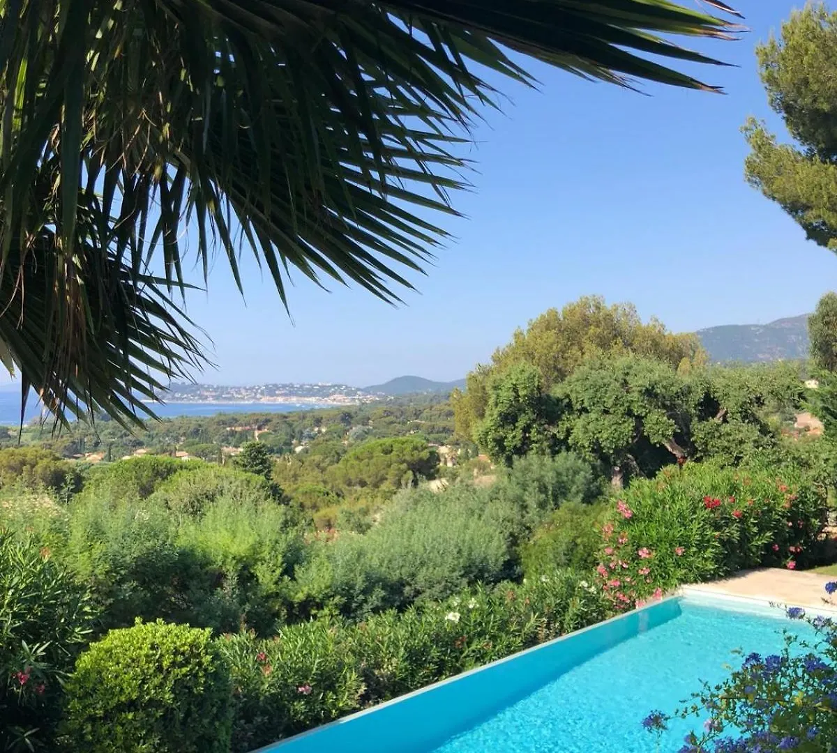 Holiday home Tres Belle Villa Vue Mer - Piscine A Debordement La Croix-Valmer